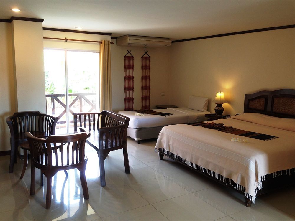 Phuphaya Resort Pattaya Exterior photo