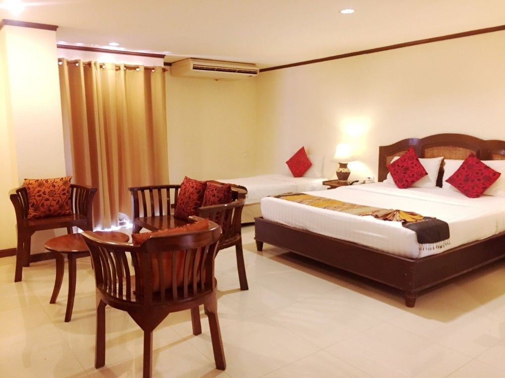 Phuphaya Resort Pattaya Exterior photo