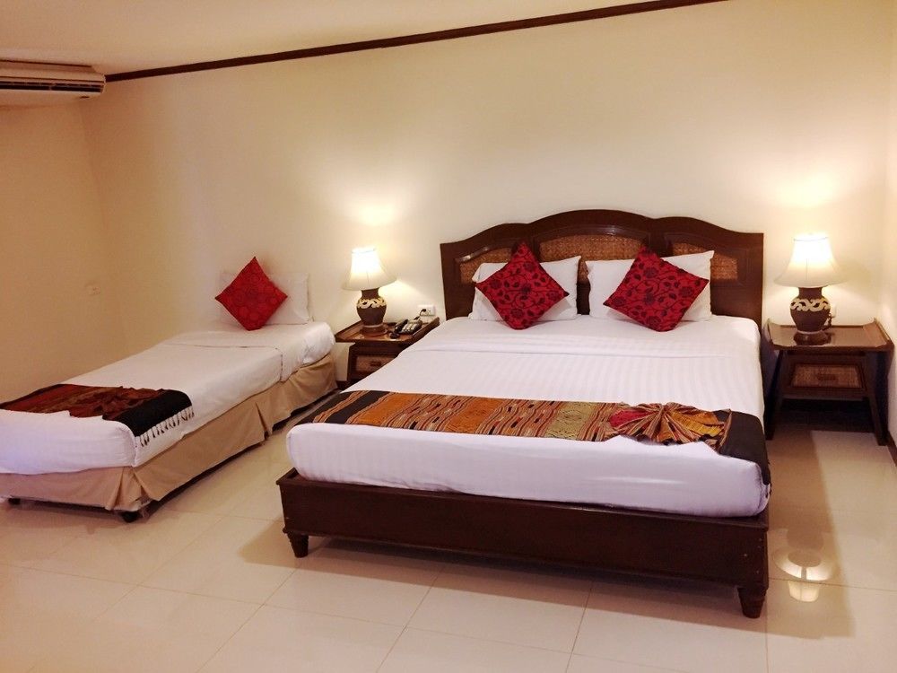 Phuphaya Resort Pattaya Exterior photo