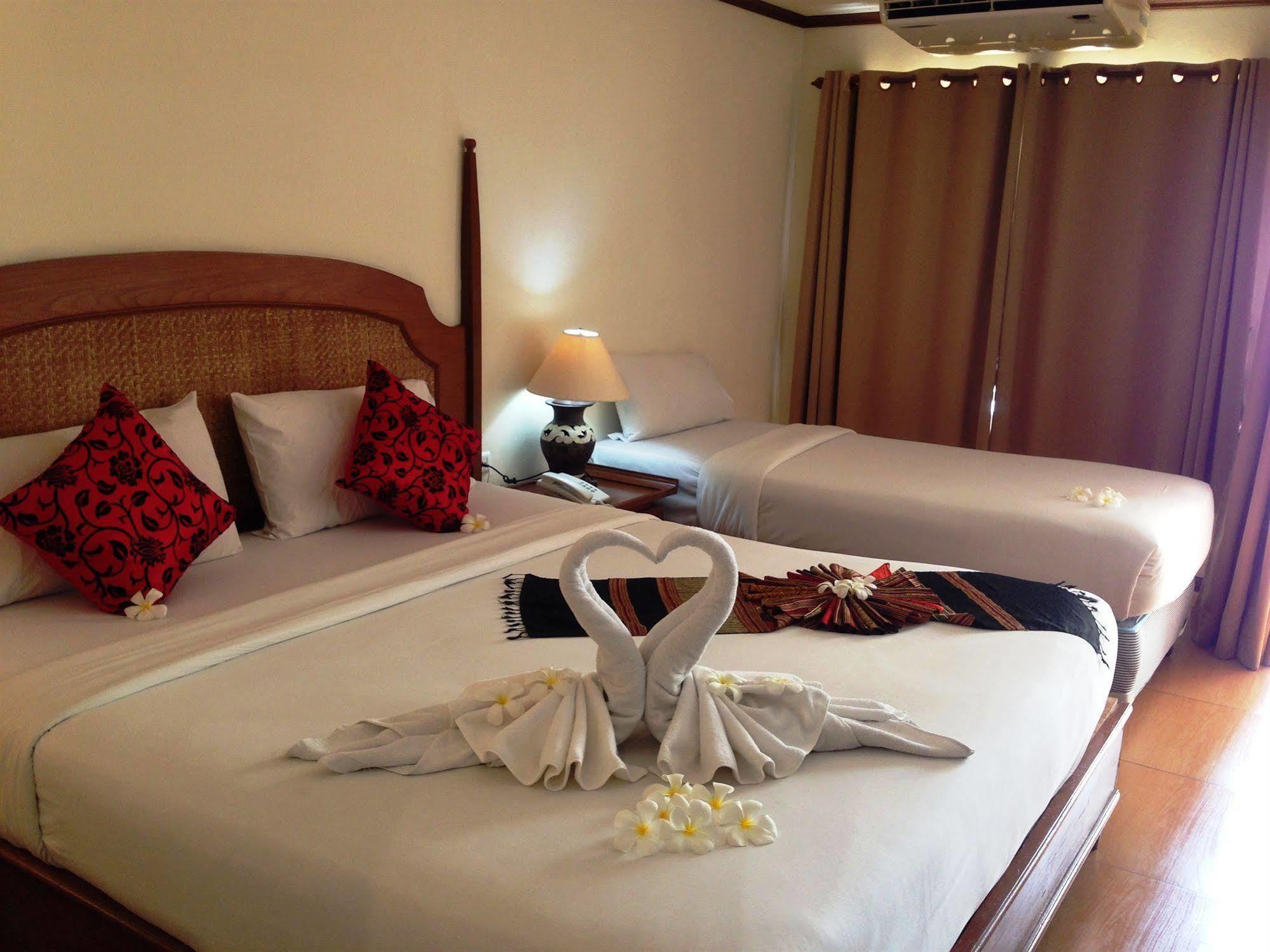 Phuphaya Resort Pattaya Exterior photo