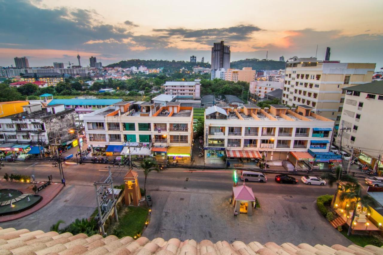Phuphaya Resort Pattaya Exterior photo